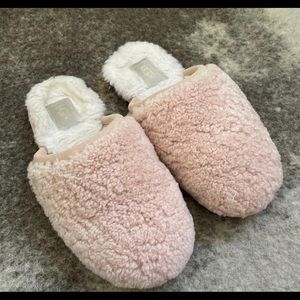 Ugg slippers